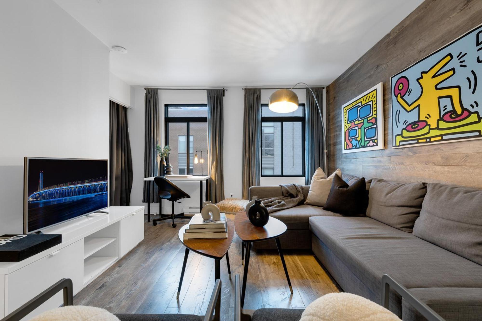 Liv Mtl Urban Aparthotel Монреал Екстериор снимка