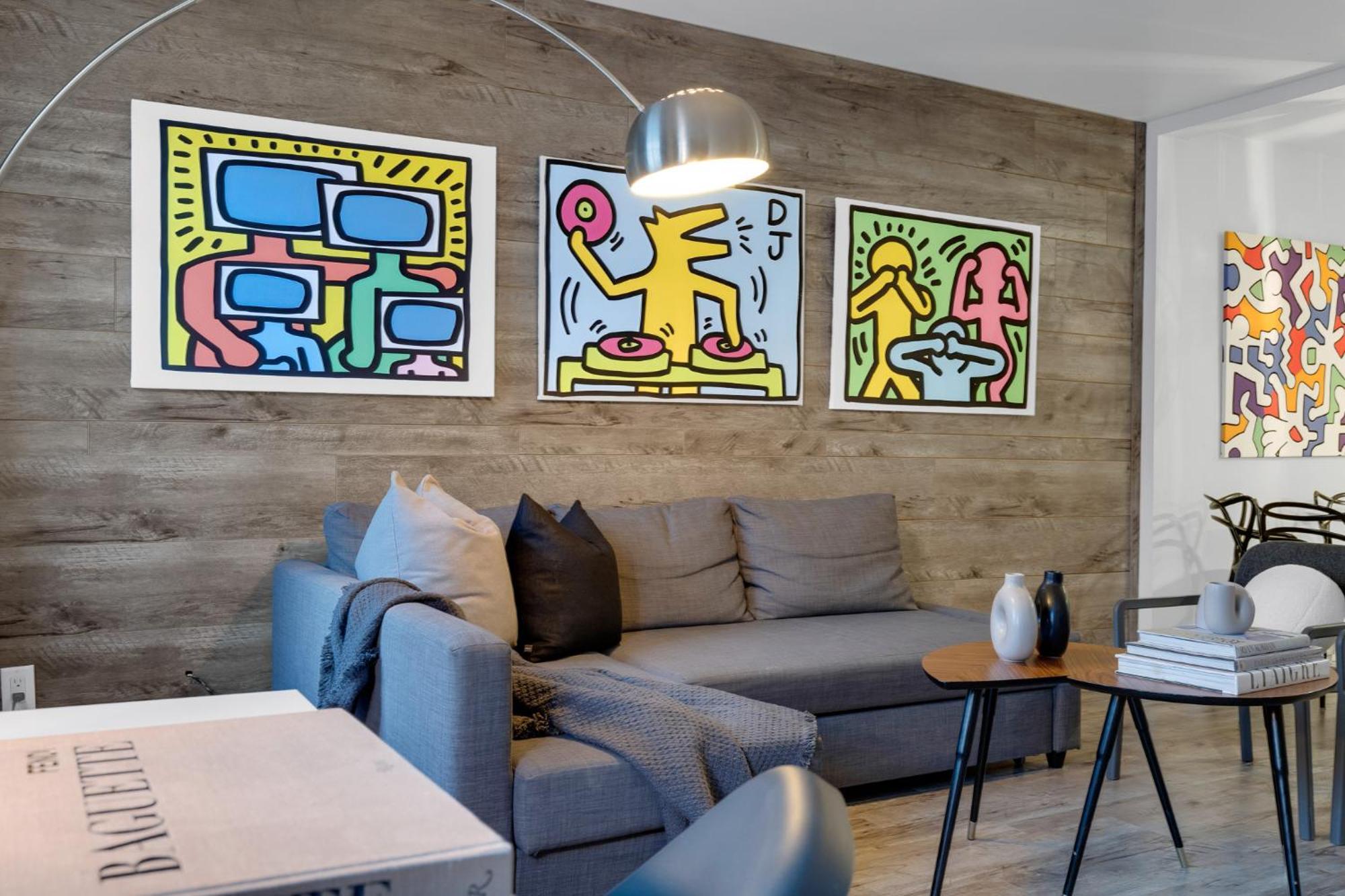 Liv Mtl Urban Aparthotel Монреал Екстериор снимка