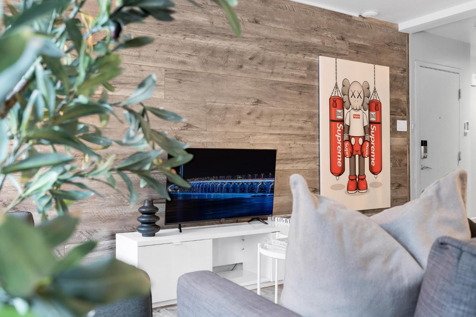 Liv Mtl Urban Aparthotel Монреал Екстериор снимка