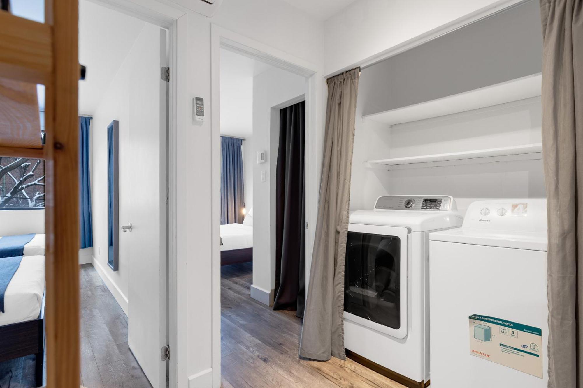 Liv Mtl Urban Aparthotel Монреал Екстериор снимка